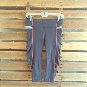 Lululemon capri yoga leggings